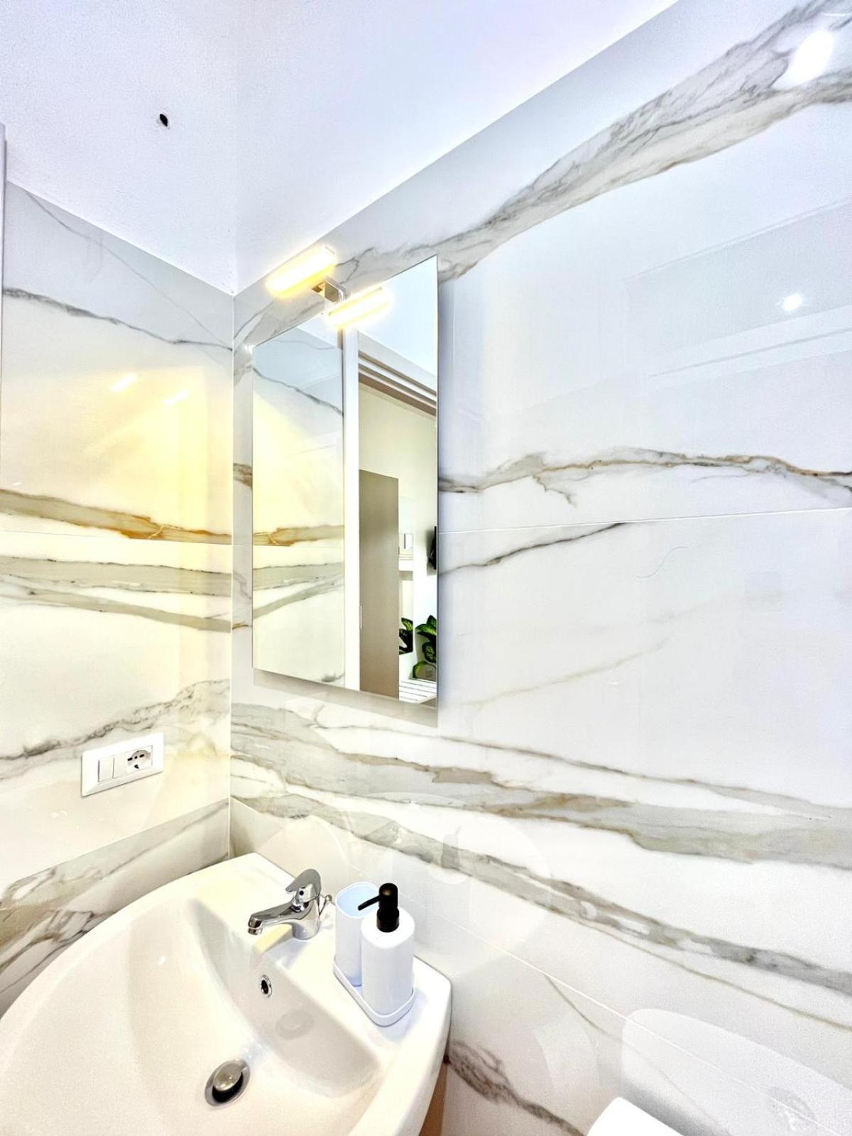 רומא Bam Bam Tiburtina Guesthouse מראה חיצוני תמונה